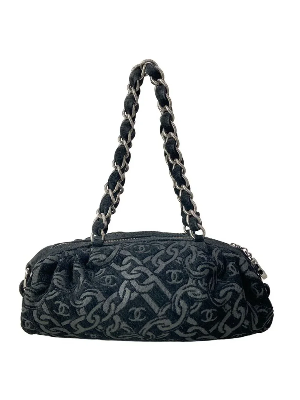 Chanel Shoulder Bag Black Silver CC Logo